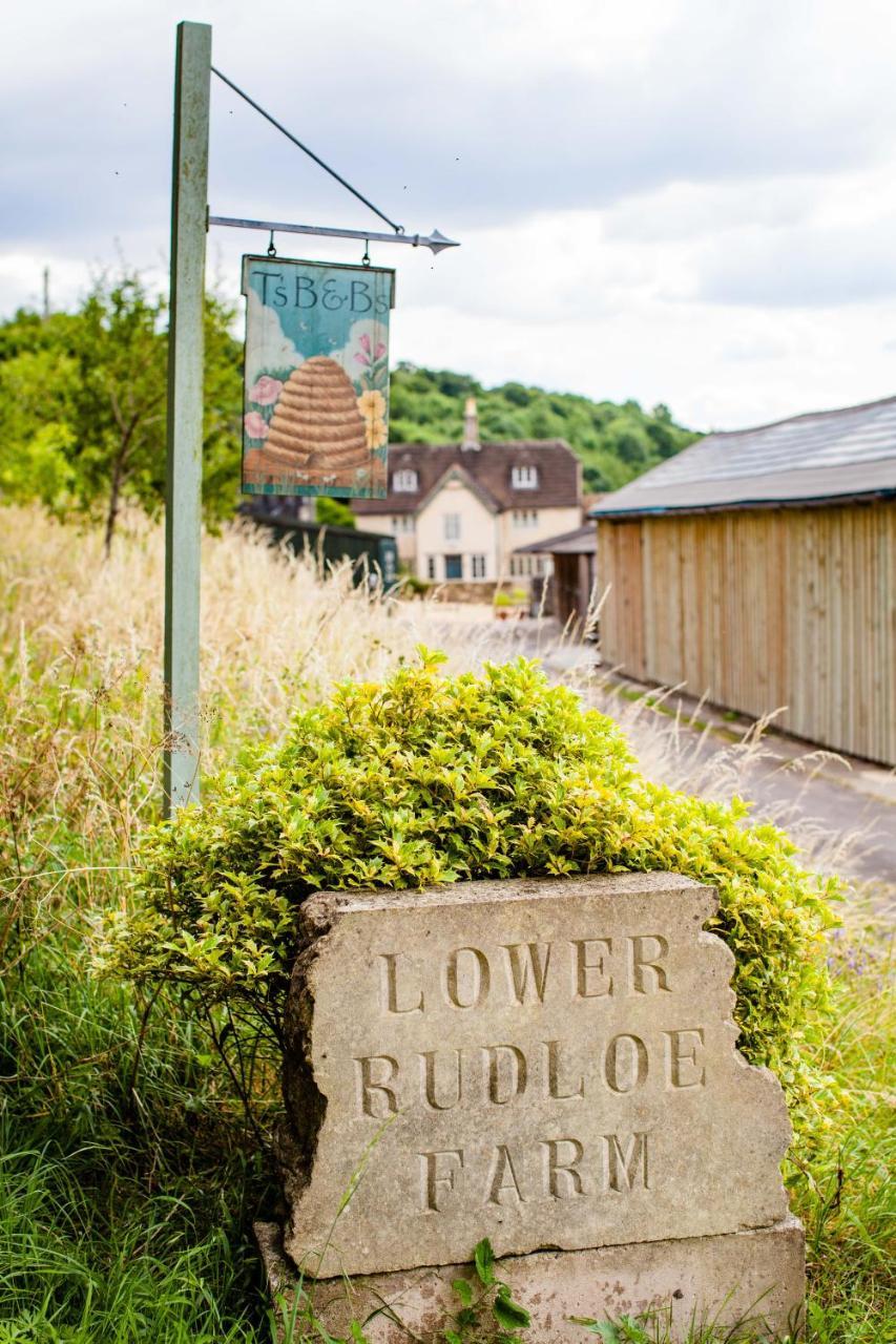 T'S At Lower Rudloe Farm Pensionat Corsham Eksteriør billede